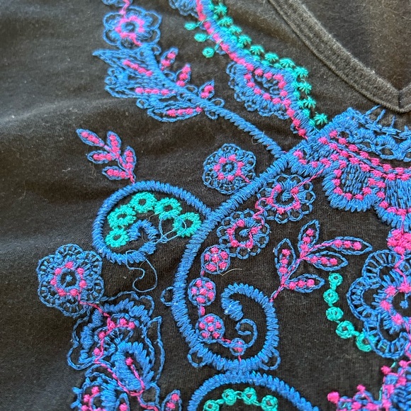 Johnny Was LA Fitted V Neck Embroidered 2/3 length sleeve top. 100% cotton. Boho - Picture 9 of 14